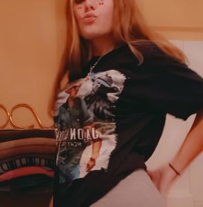 Meet your Posher, Kara